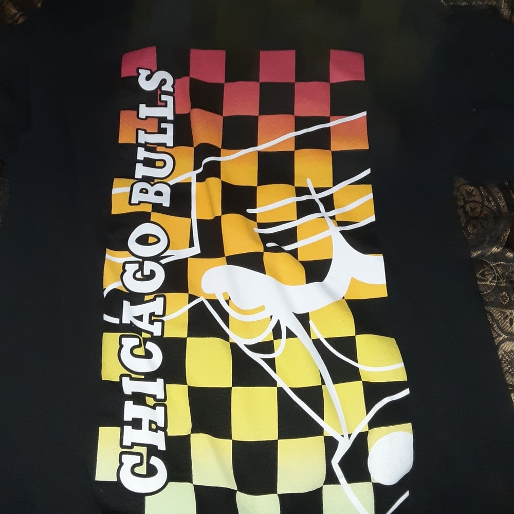Chicago bulls shirt